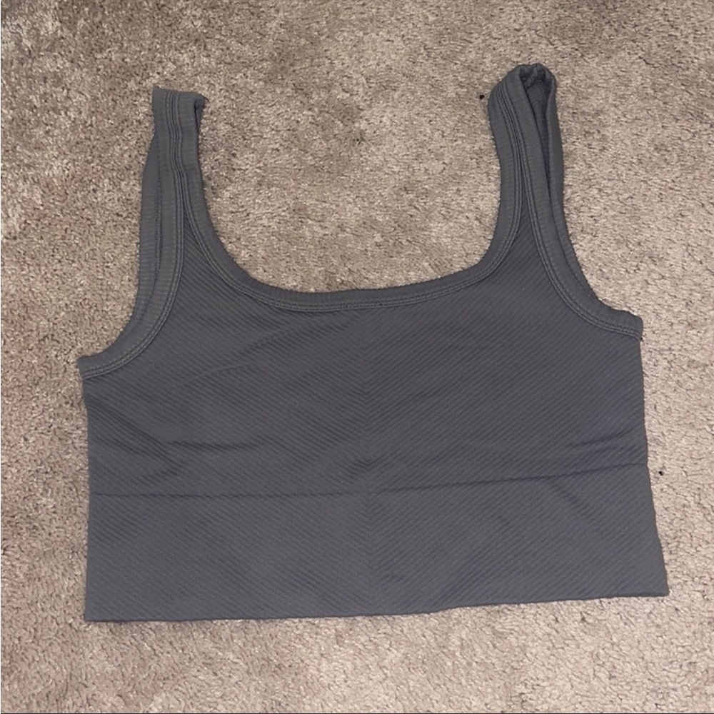 Seamless Gray Tank - Picture 2 of 2